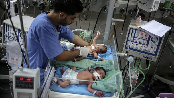 Fallece un bebé en Palestina debido a la sanción israelí para la ... - TRT Español