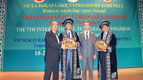 Türkoloji Kongresi 2.jpg