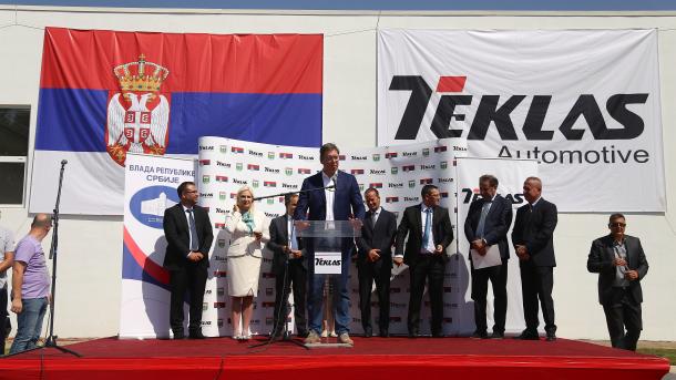 Βούτσιτς προς Τούρκους επενδυτές: Ελάτε να επενδύσετε στη Σερβία