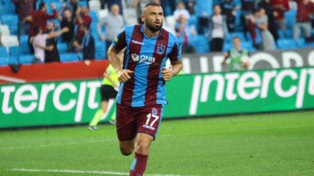 Transfert de Burak Yilmaz au club stambouliote Besiktas