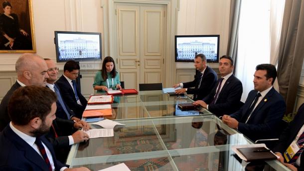 Maqedoni - Rama dhe Zaev angazhohen për intensifikim të bashkëpunimit ekonomik