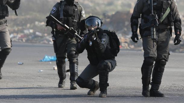 اصابة فلسطيني بذخائر إسرائيلية حية