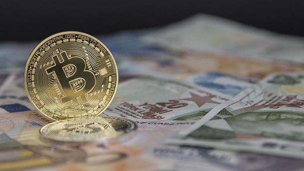 Dollar əvəzinə kripto