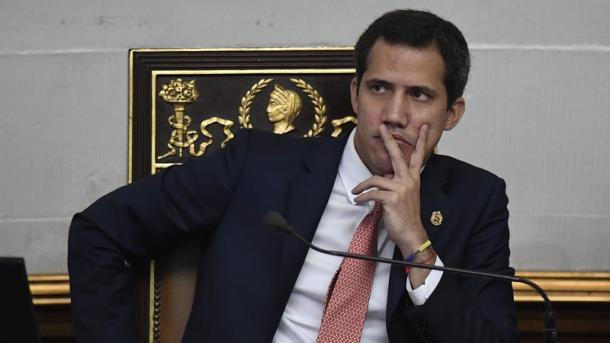 EUA prometem fornecer 98 milhões de dólares a Juan Guaidó