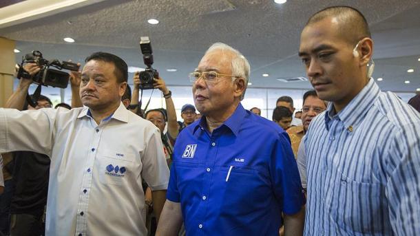 Penyokong Bekas PM Malaysia Najib, Kumpulkan Wang untuk Membayar Jaminan