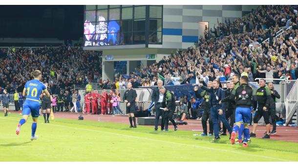 Kosova-Faroe Adaları futbol maçı.jpg