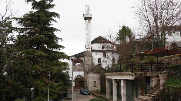 pazar-camii-arnavutluk.jpg