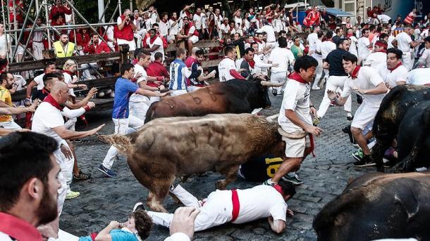 Festival Lari Banteng di Spanyol Telah Dimulai