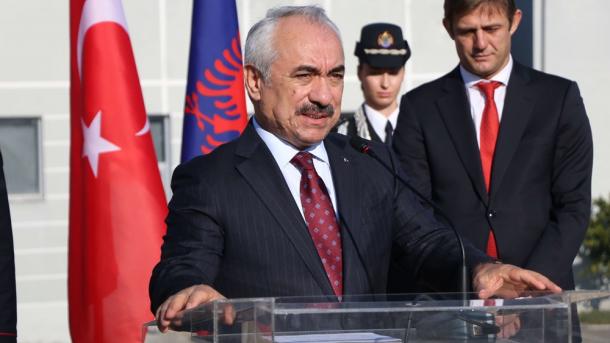 Türkiye-den Arnavutluk Polisine araç ve ekipman yardımı_1.jpg