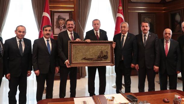 Prezident Erdogan Türkiýe-ÝB Bilelikdäki maslahat geňeşiniň türk wekillerini kabul etdi