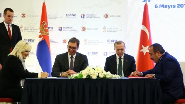 Koment - Mësimet që mund të nxirren nga afrimi ndërmjet Turqisë dhe Serbisë