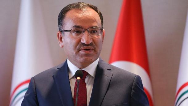 Bekir Bozdağ envia uma carta para os EUA sobre a extradição de Fethullah Gulen