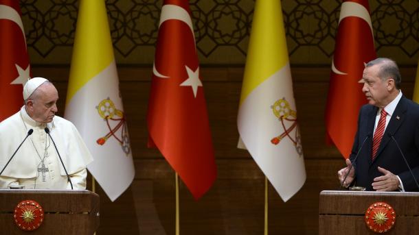 Erdogan e o Papa Francisco tratam a escalada de tensão em Gaza em conversa telefônica