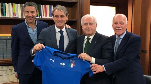 Roberto Mançini merr zyrtarisht drejtimin e kombëtares italiane të futbollit