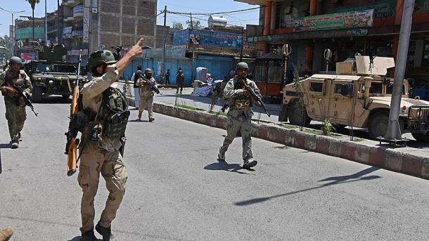 afghanistanda tenterbiye zalida partlash yüz berdi