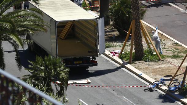 Líderes de todo o mundo em solidariedade com as vítimas de Nice