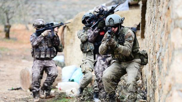 Turquia neutraliza 4.475 terroristas em Afrin na Síria