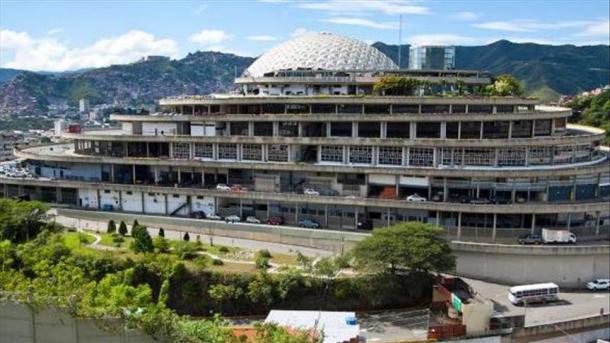 Presos venezuelanos em motim buscam revisão de seus casos