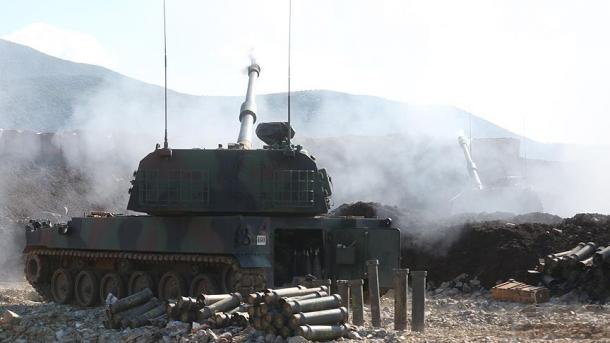Ushtria turke godet YPG/PKK në Azez dhe Mare të Sirisë