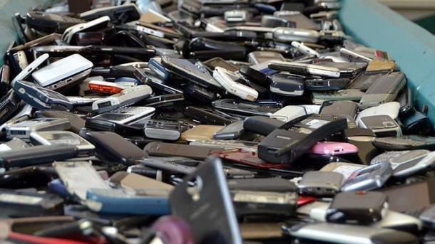Camerún devuelve a Francia las 50,9 mil toneladas de chatarras electrónicas