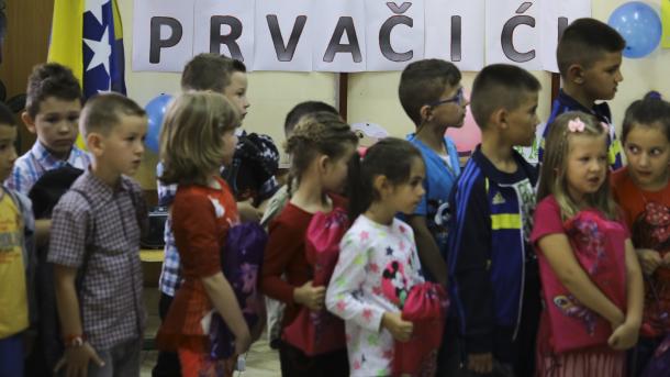 Sektaško ponašanje prema Bošnjačkoj djeci u javnim školama u Republici Srpskoj (VIDEO)