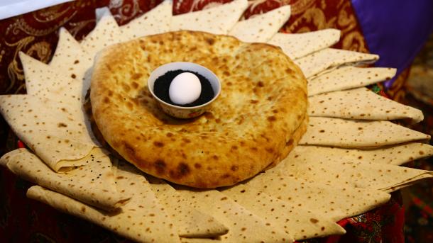 Ushqimet që na bëjnë të ndihemi të uritur