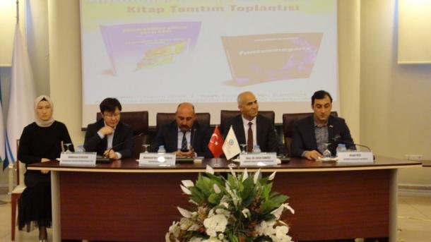 Vətən şeirləri antologiyası_02.jpg