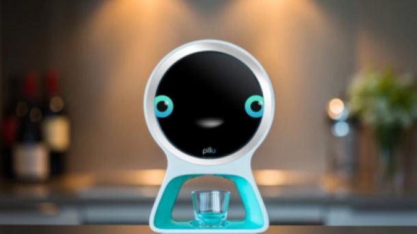 Pillo, robot que recuerda la hora de tomar medicamentos y las citas con médicos