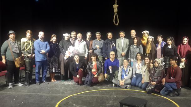 Ankarada İranı Təbrizin teatrı təmsil etdi
