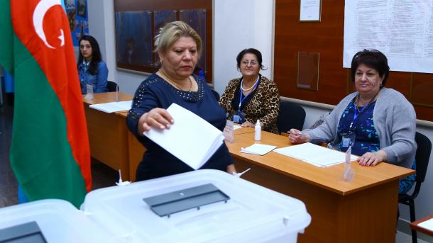 ezerbeyjanda pirézidéntning wezipe mudditi uzartilmaqchi