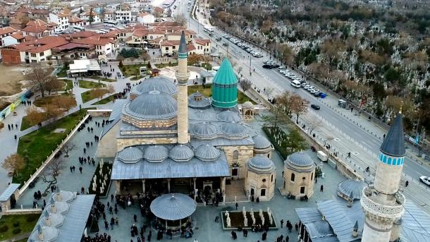 Fillojnë punimet për restaurimin e fajancave të bruztë të muzeut të Mevlanas