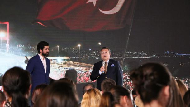 Türiye Tiran B.Elçisi_Murat Ahmet Yörük_15 Temmuz.jpg