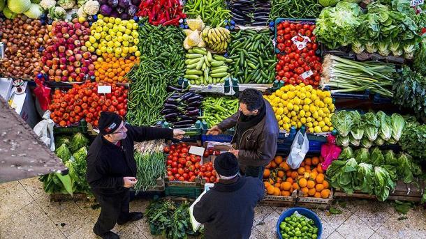Treguesi i besimit të konsumatorëve turq rritet me 0,5% në mars 2016