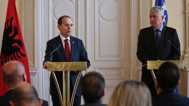 Sarajevë - Presidenti Nishani i kërkon Bosnjë-Hercegovinës njohjen e Kosovës