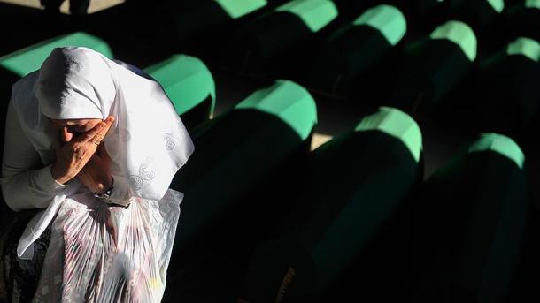 Holandë - Ushtarët holandezë fajtorë në masakrën e Srebrenicës