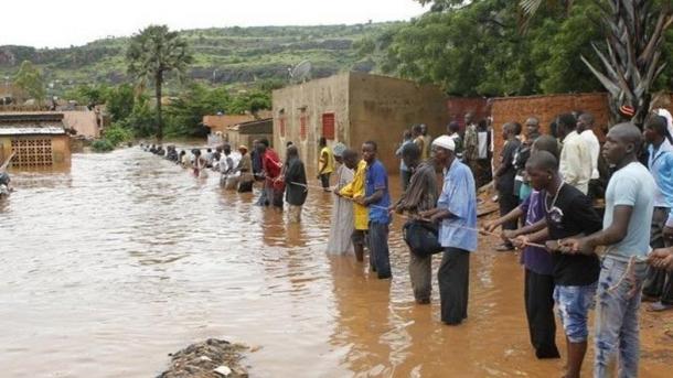 Ambaliyar ruwa ta kashe mutane 13 a Mali