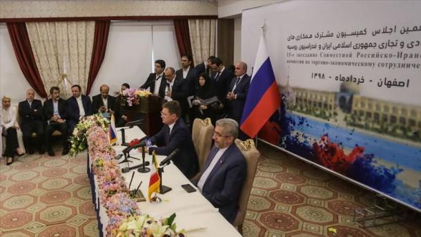 Irão e Rússia assinam 12 memorandos de entendimento em muitas áreas como a energia e a saúde