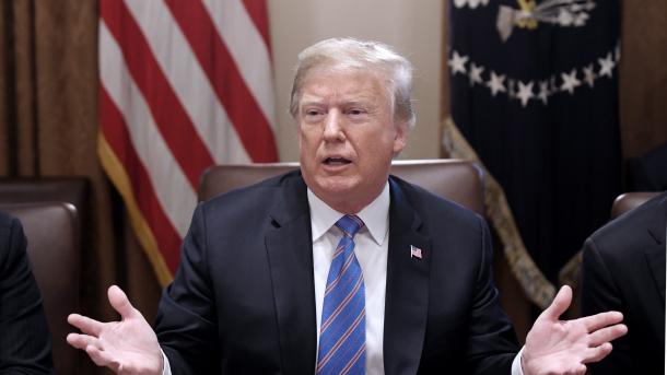 Бывшая помощница Трампа обвинила американского лидера в расизме