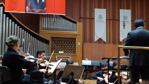 Turski kamerni orkestar TÜRKSOY izveo koncert pred beogradskom publikom