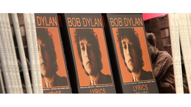 Bob Dylan nxjerr album të ri