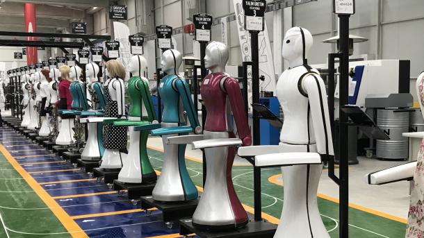 トルコ初 人型ロボットの工場が操業を開始