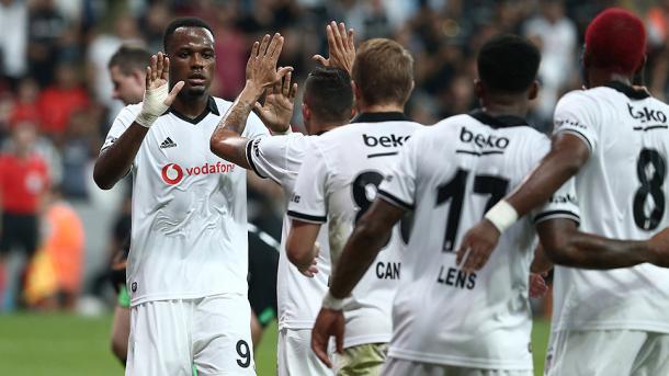 besiktas-B36 torshavn1.jpg