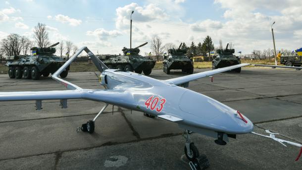 Украина успешно испытала турецкие беспилотники Bayraktar TB2