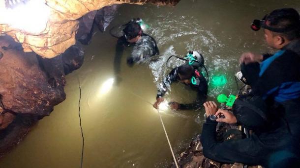 Nastavljena operacija spašavanja djece u poplavljenoj pećini u Tajlandu