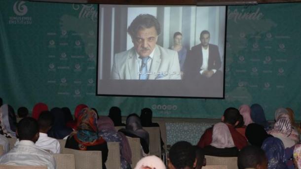 سۇداندا «تۈرك فىلىمى» تاماشىبىنلارنىڭ قىزغىن ئالقىشىغا ئېرىشتى