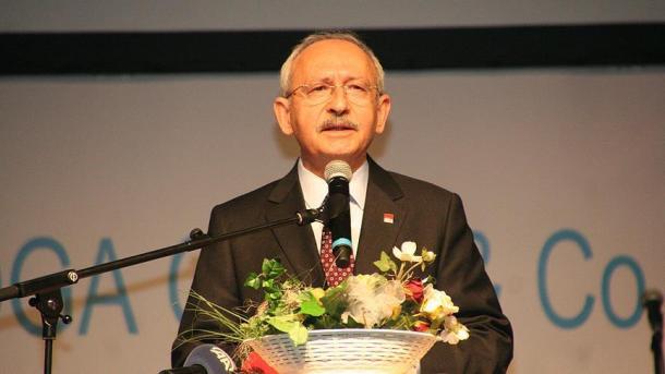 رهبر حزب جمهوری خلق برای ارتش ترکیه آرزوی موفقیت کرد