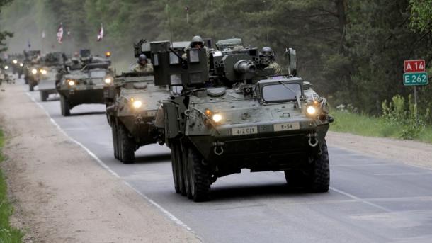 amerikan birlikleri NATO tatbikatı için Letonya-da.jpg