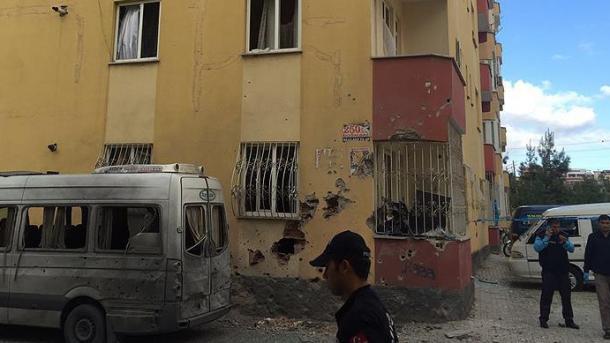 Turqi-Kilisi ditën e filloi me shpërthimin e 3 raketave të hedhura nga DAESH