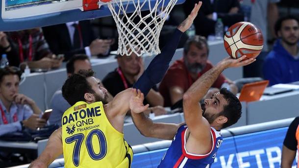 Basketbol bo'yicha 34-Prezidentlik kubogini Andolu Efes qo'lga kiritdi.