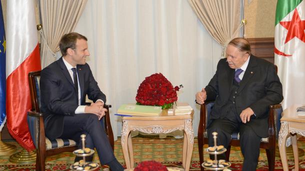 France - Algérie: Entretien téléphonique Bouteflika - Macron